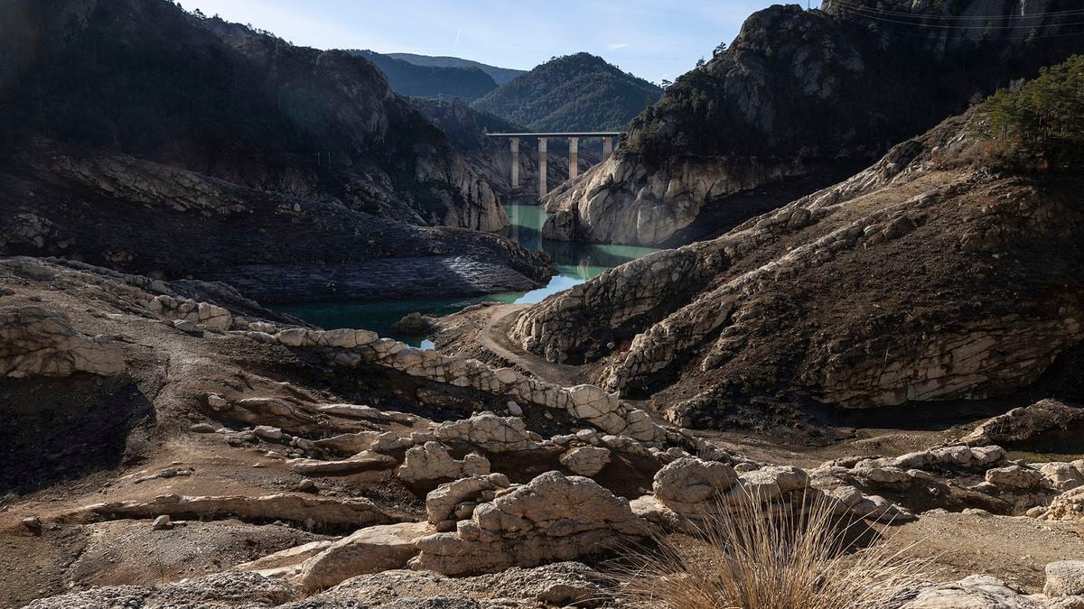 Desalación, trasvases, más embalses o menos regadíos… Cómo preparar a un país para la sequía crónica | Clima y Medio Ambiente