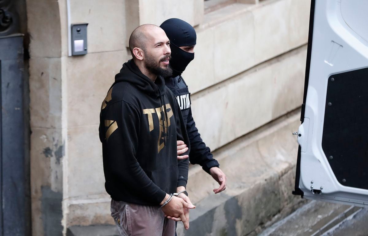 Detenidos en Rumania el ‘influencer’ misógino Andrew Tate y su hermano por delitos sexuales en el Reino Unido | Sociedad