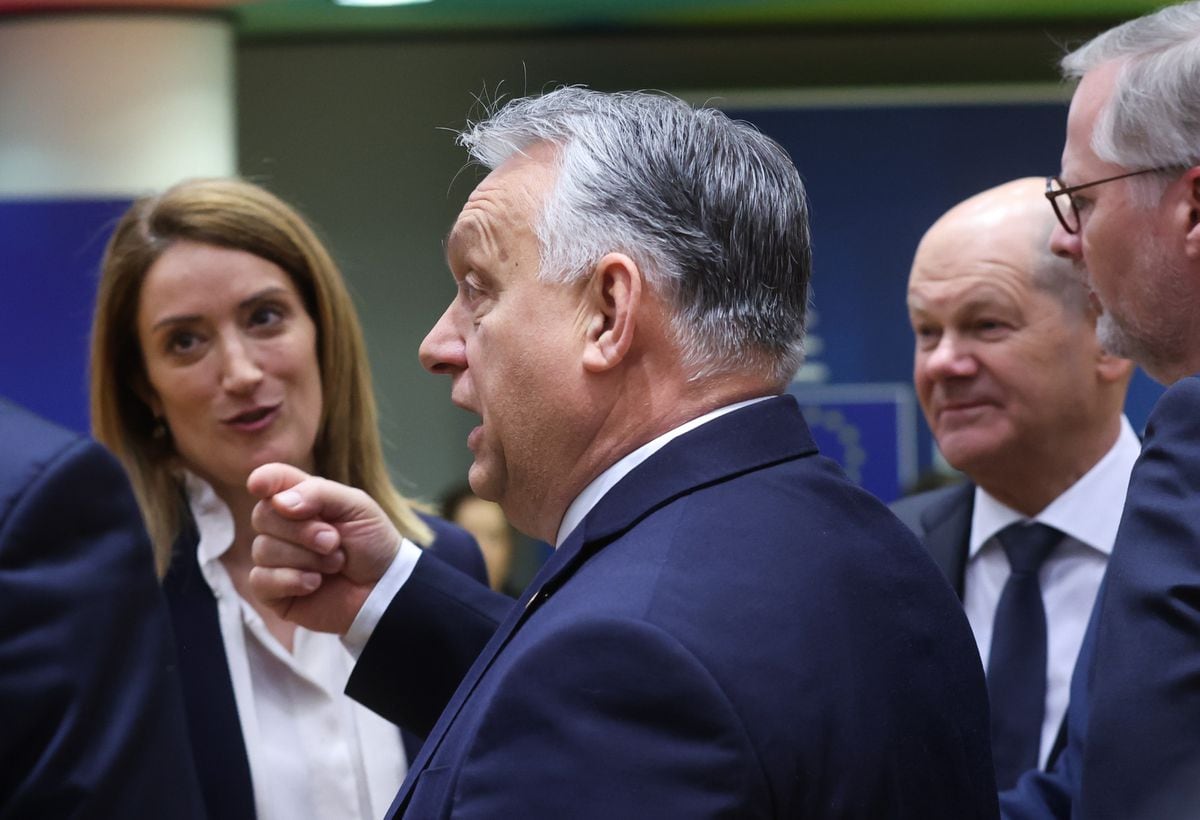 La Eurocámara denunciará a la Comisión ante la justicia europea por descongelar fondos a Hungría | Internacional