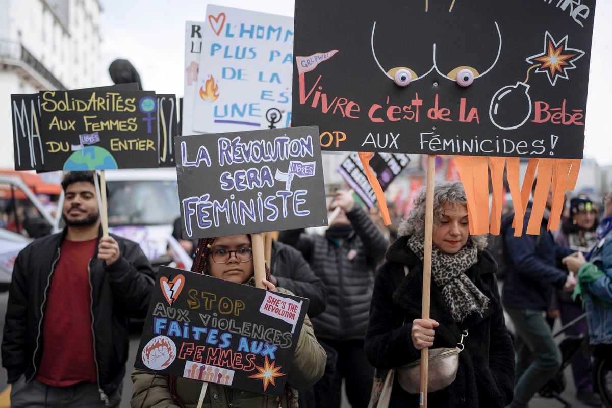 La amenaza de la ultraderecha y el recuerdo a las víctimas de Gaza marcan el 8M en el mundo | 8M: Día de la Mujer