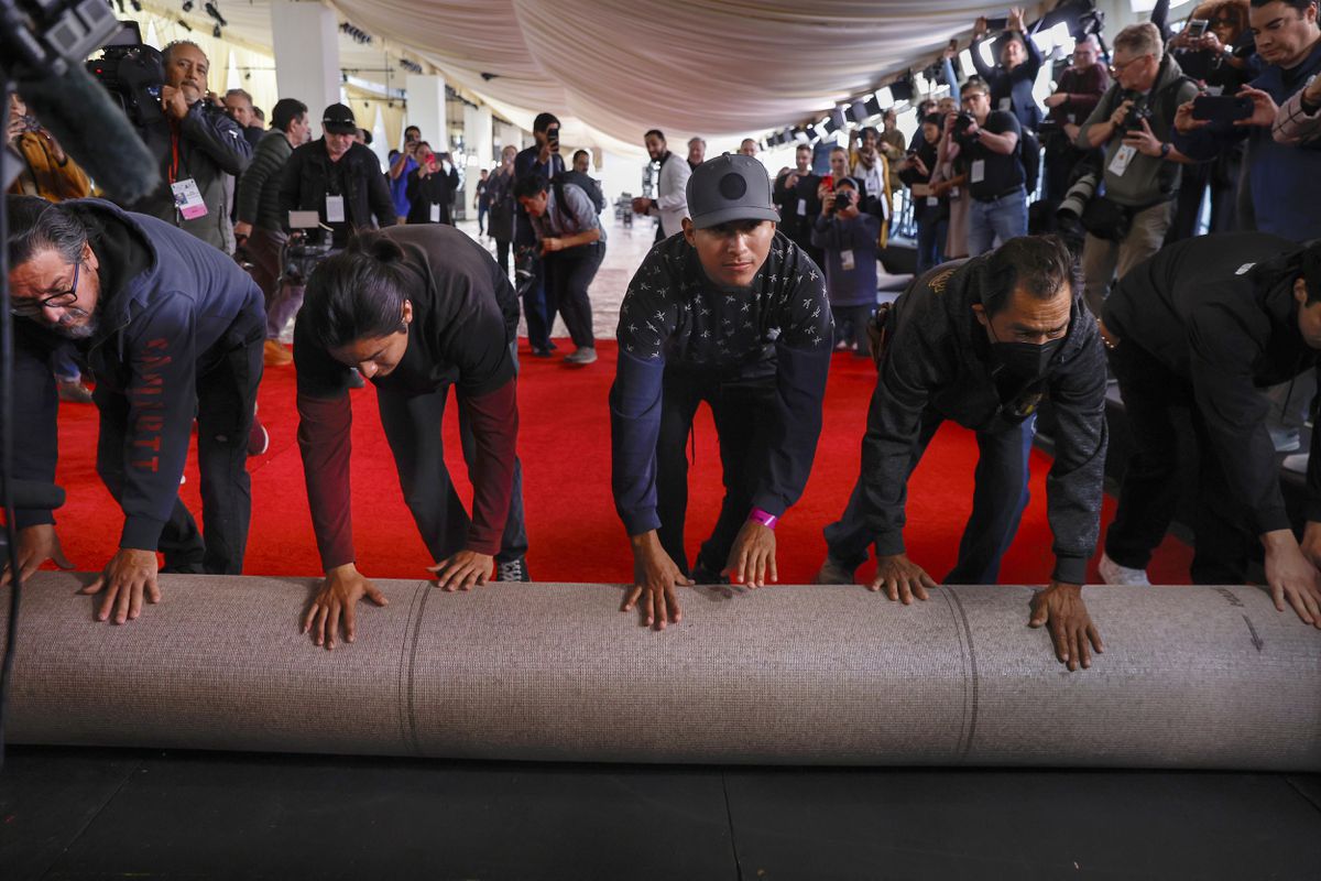 La protagonista de los Oscar ya está lista: Hollywood desenrolla la alfombra roja a las puertas del teatro Dolby | Premios Oscar | Cine